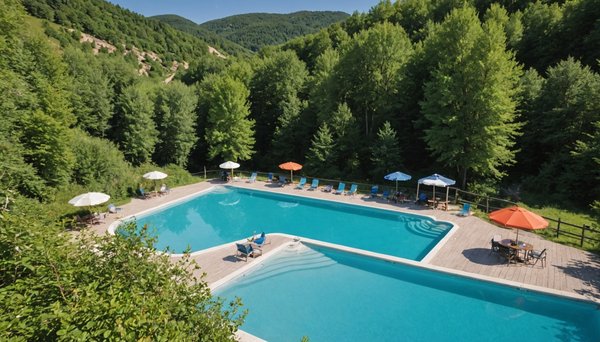 Découvrez le camping la sagne : piscine et rivière en pleine nature