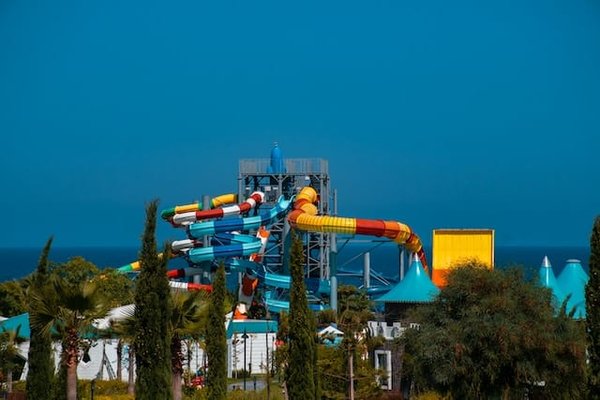 Pourquoi choisir un des campings avec piscine ou parc aquatique d'Indés Campings pour des vacances inoubliables ?