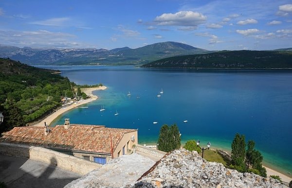 Votre Guide Ultime pour des Vacances Inoubliables dans les Gorges du Verdon